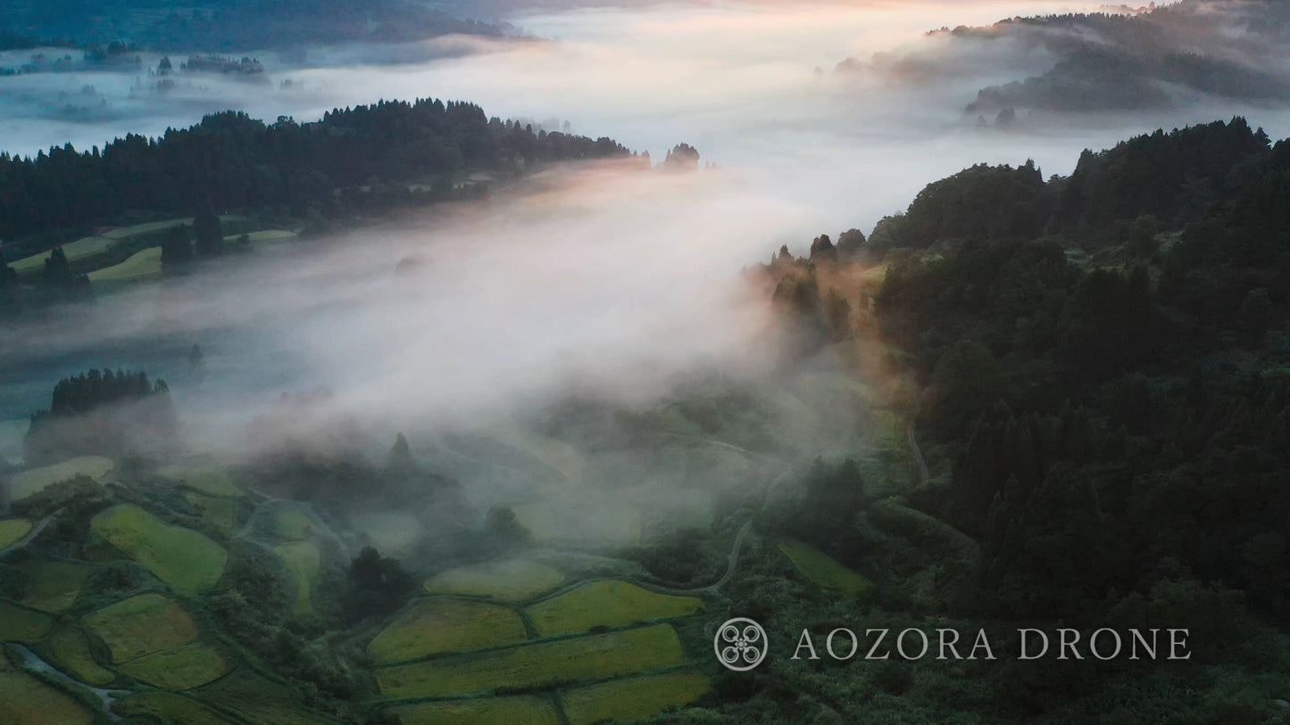 Japan's scenic spots "Echigo Matsushiro Rice Terraces, Hoshitouge Rice Terraces" Drone image material carefully selected 5-piece set [Tokamachi City, Niigata Prefecture]