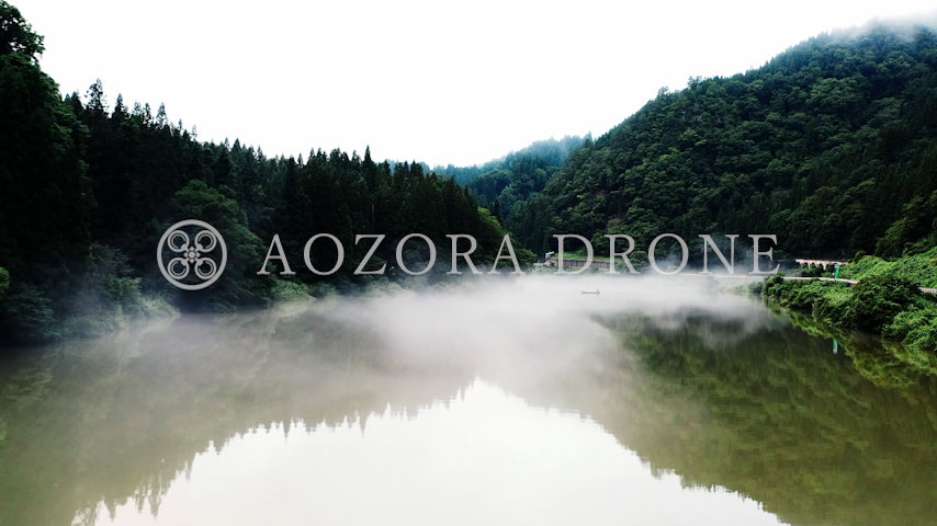 "Migenkyo Watashi" with a sea of ​​clouds - the original scenery of Japan Drone video material [Fukushima Prefecture, Okuaizu, Kanayama Town/Okutadami Tadami River]