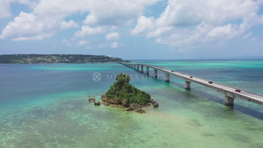 沖縄の海 「古宇利大橋」